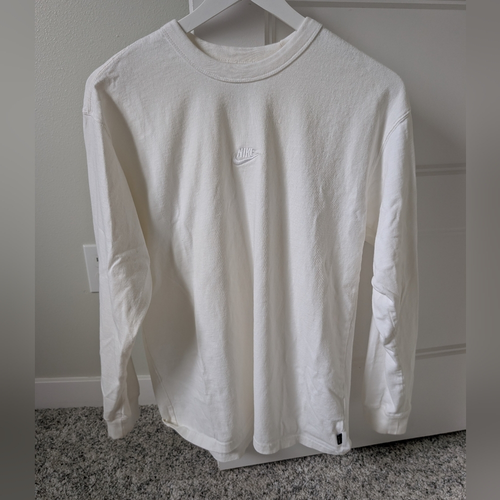 Nike Performance Premium Essentials Long Sleeve T… - image 2